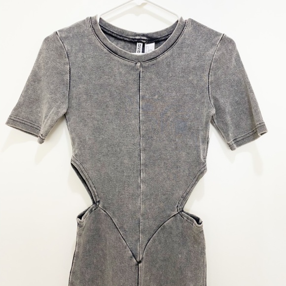 NWT DIVIDED Cotton Cut-Out Wash Rib Knit Midi Bodycon Stretch Dress Black Grey S - Picture 3 of 8